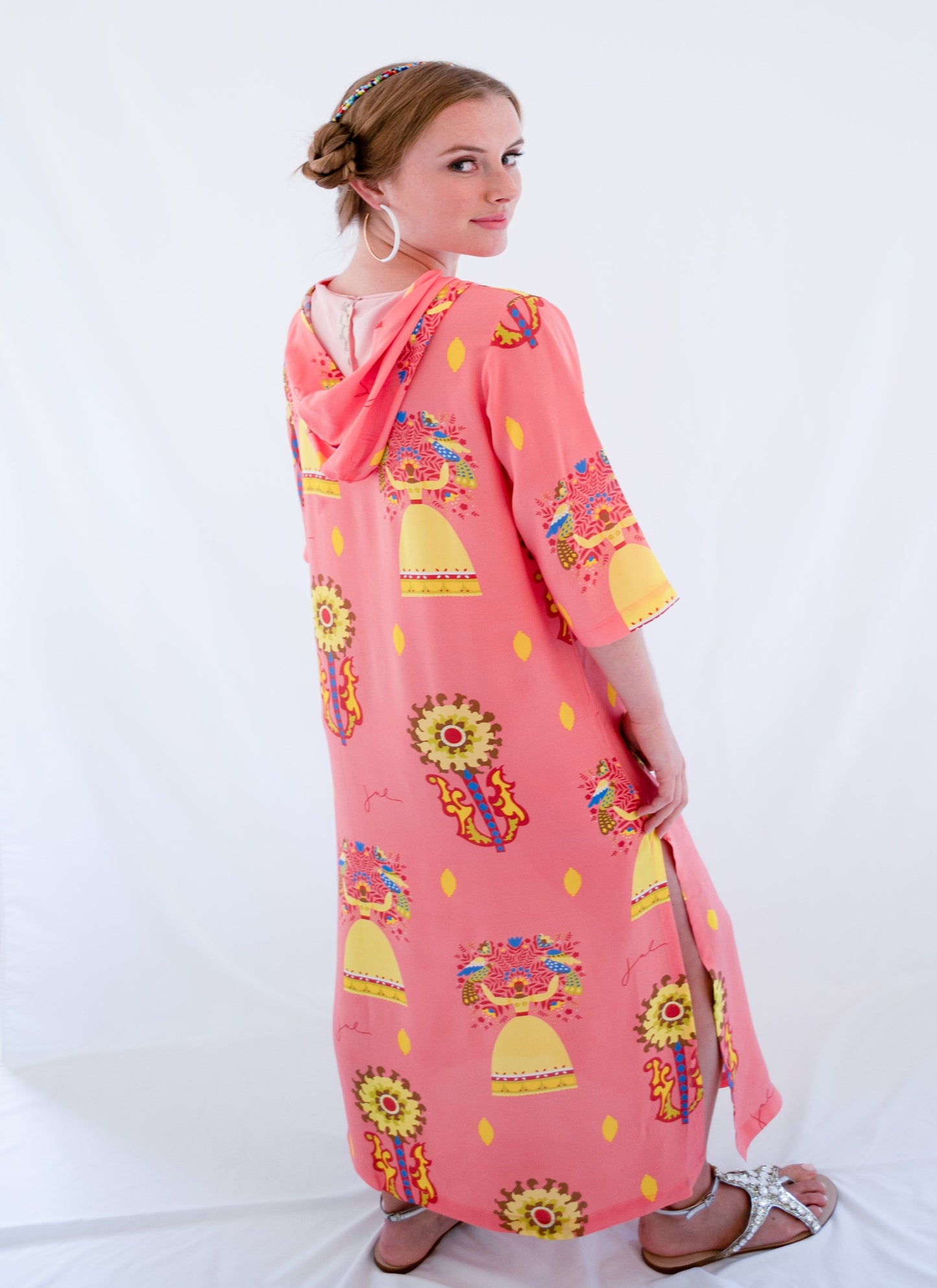 The Alfred Coverup Duster in Spanish Lovers Pink