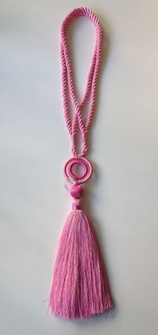 The Palm Beach Tassel in Pink